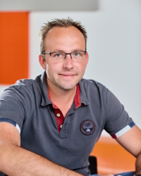 Julien - Directeur Général